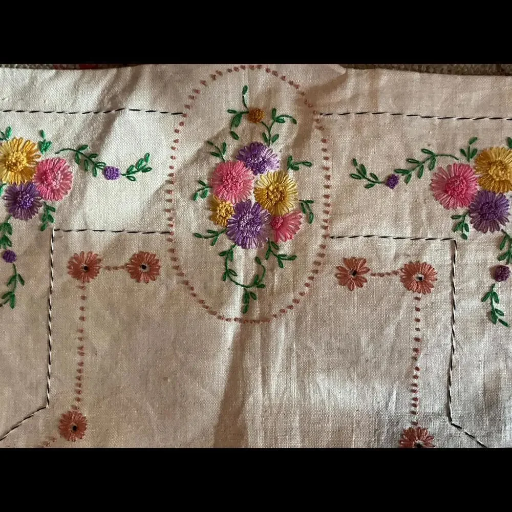 Vintage Hand-Embroidered Floral Table Runner
